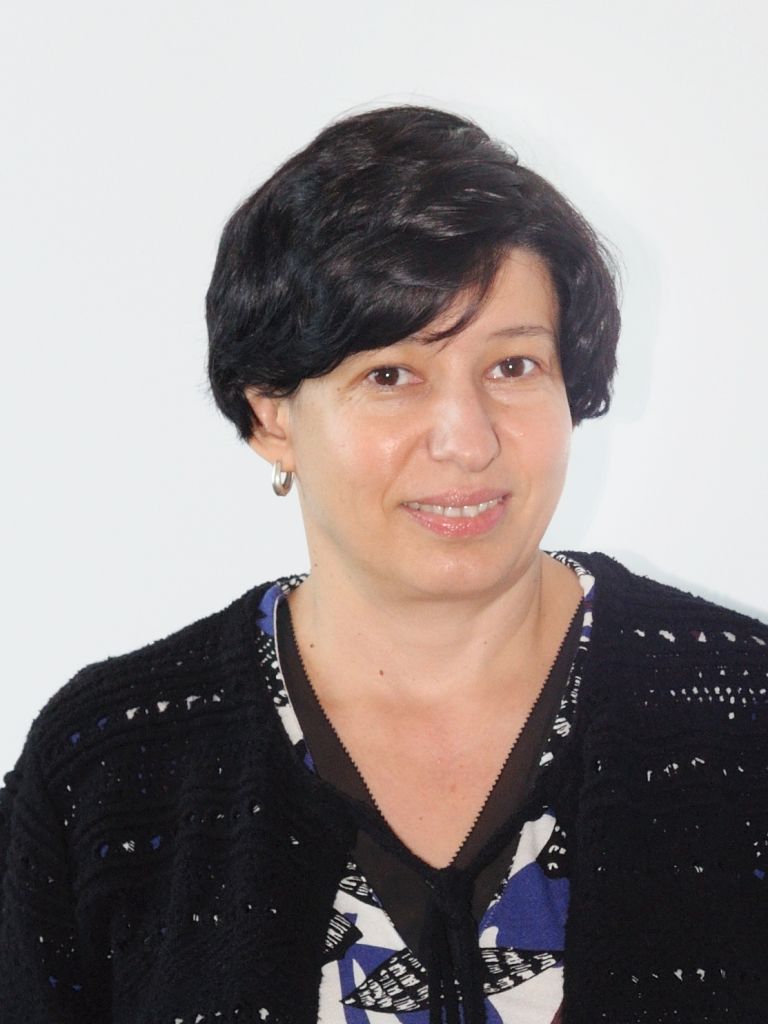 Iuliana Precupețu